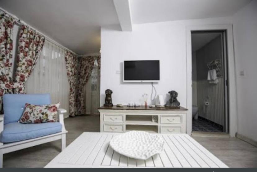 The White Hotel Alacati Exterior photo